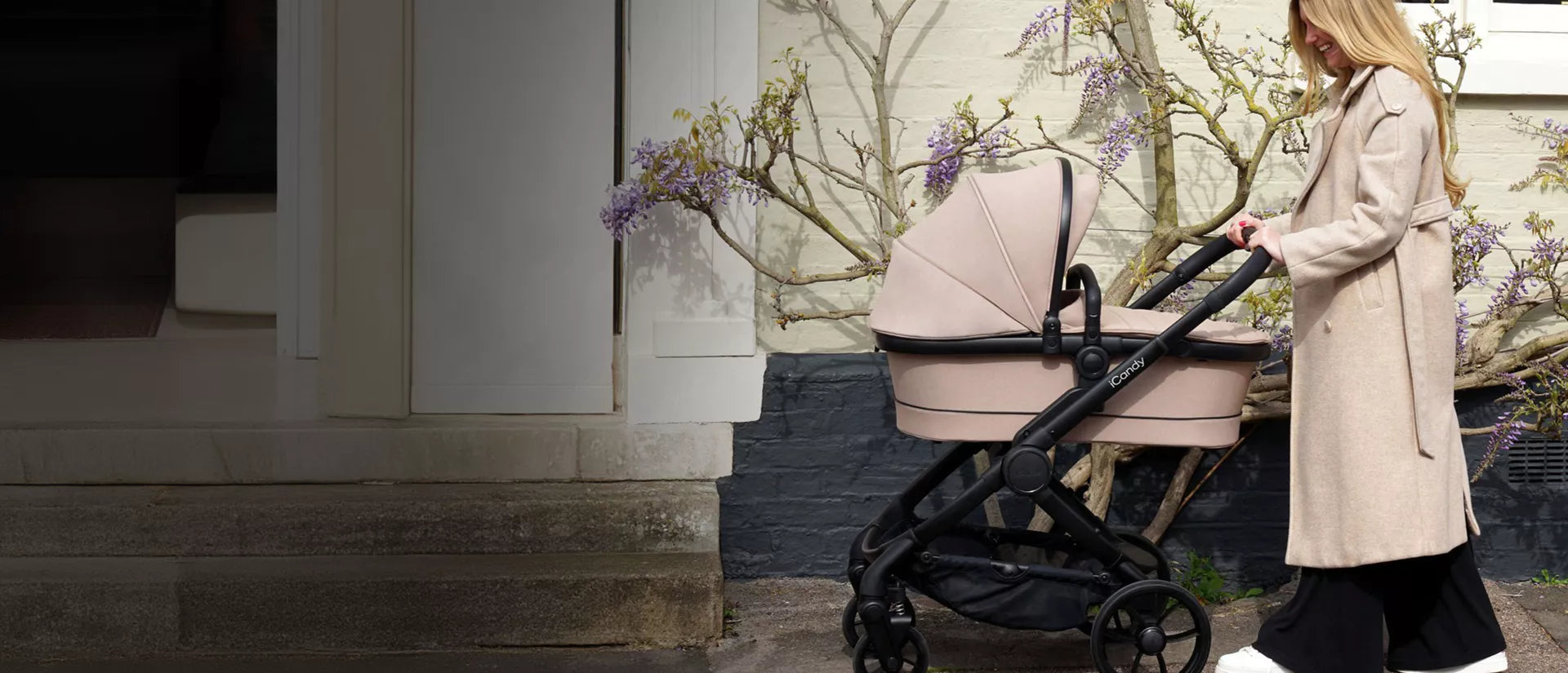 How to dress your baby from the pram - in all seasons in the UK